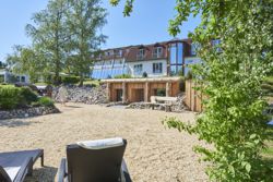 Wellnesshotel Heinz nahe A3 im Kannenb�ckerland - Aussensauna mit Strand