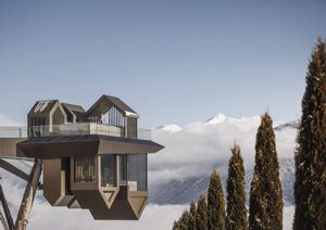 Panoramahotel Hubertus Dolomiten Sky Spa Heaven & Hell im Winter