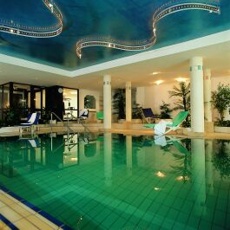 Amber Hotel Bavaria - Hallenbad